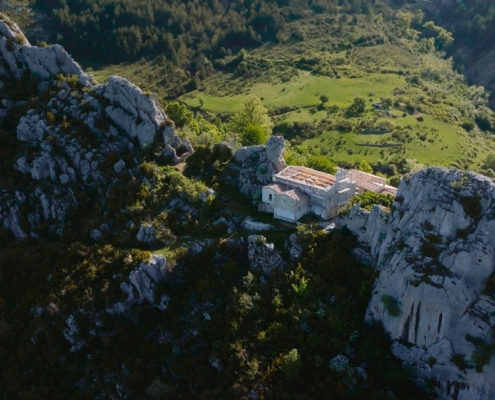 Vue au drone de la Chapelle de St-laurent du Poil